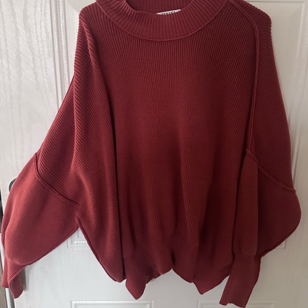 Zenana Outfitters Burgundy Crew Neck Sweater